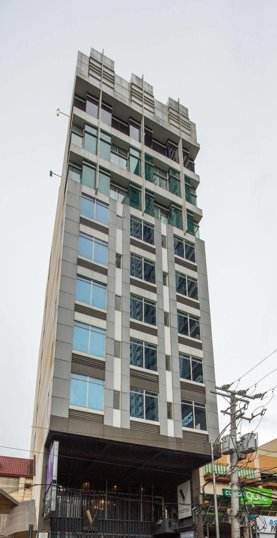 V Hotel Manila Bagian luar foto